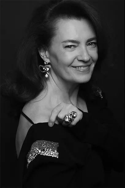 宝石学家 古董商 首饰设计师 Sylvie Corbelin