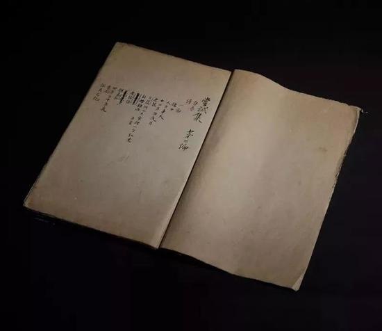 胡适 《尝试集》第二编手稿 1918 年写本 1 册 29 页附出版物 纸本 24.2×14.7 cm