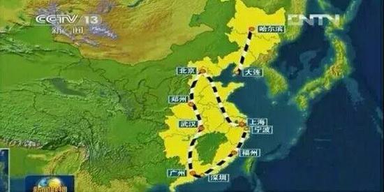 这是厦深铁路开通那年,央视播出的一张地图,感受下。如今江西也通高铁,但人家周边省份高铁已成网。
