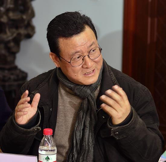 上海抽象画会成员、著名抽象艺术家蒋正根教授发言