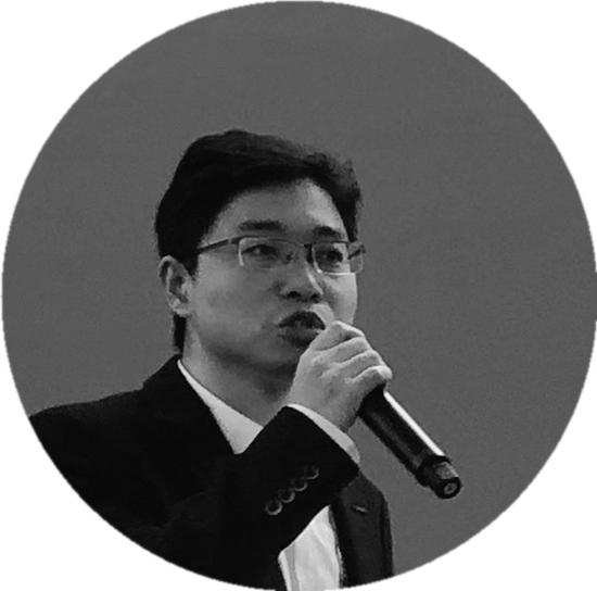 李龙(成都博物馆副研究馆员)