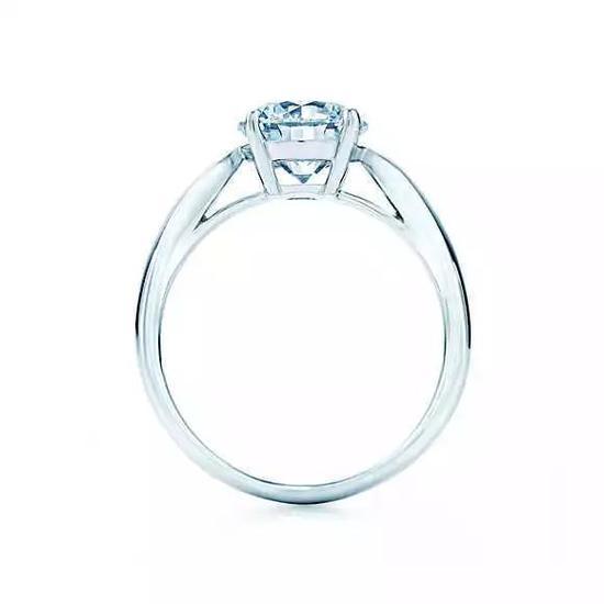 Tiffany Harmony™ 铂金钻戒