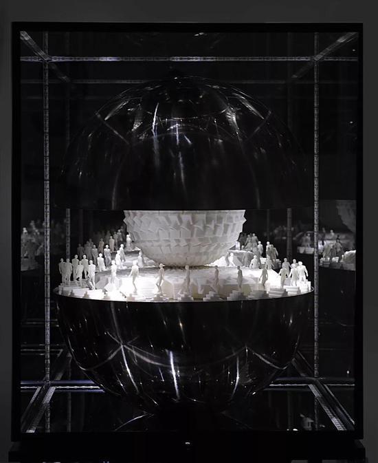 许仲敏 盒子No.2 综合材料 60x60x151cm 2017
