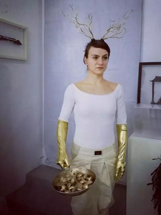 Julie S(乌克兰Ukraine)
