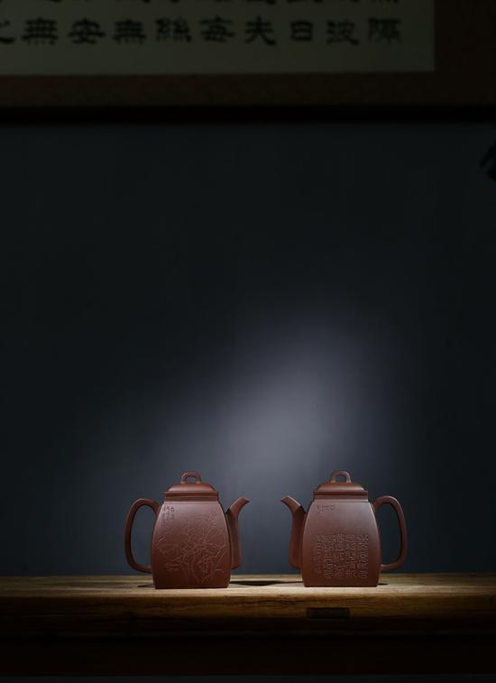 艺术家杨涛作品 汉方壶 泥料:紫泥 年代:2018 容量:850 CC