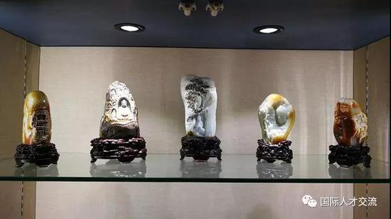 中鼎元 苏然 《丝路佛韵》