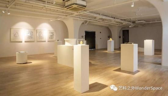 让-夏尔·毕儒《穿越》个展现场