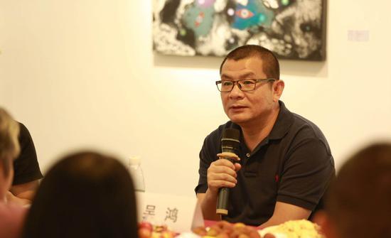 吴鸿:艺术国际主编批评家策展人
