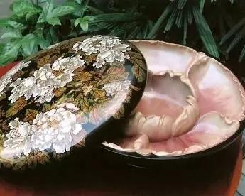 精美的福州脱胎漆器