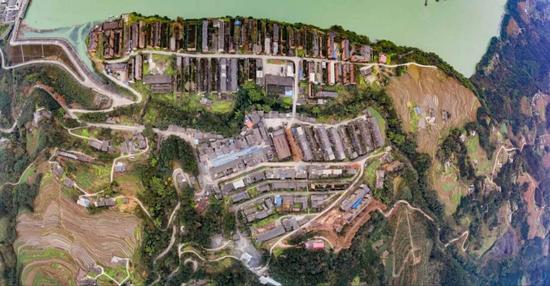 大渡河边的红房子实景航拍