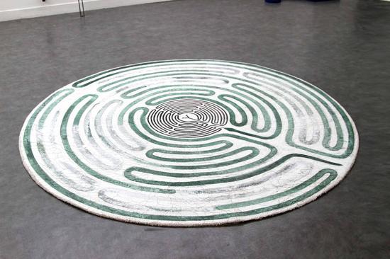 Y, why, la question du serpent,tapis peint, 200 CM de diamètre ,2015