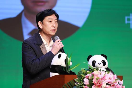 (中国大熊猫保护研究中心副主任张海清致辞)