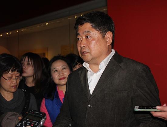 故宫博物院院长单霁翔在展览现场