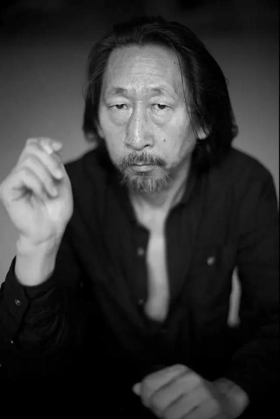 艺术家王广义