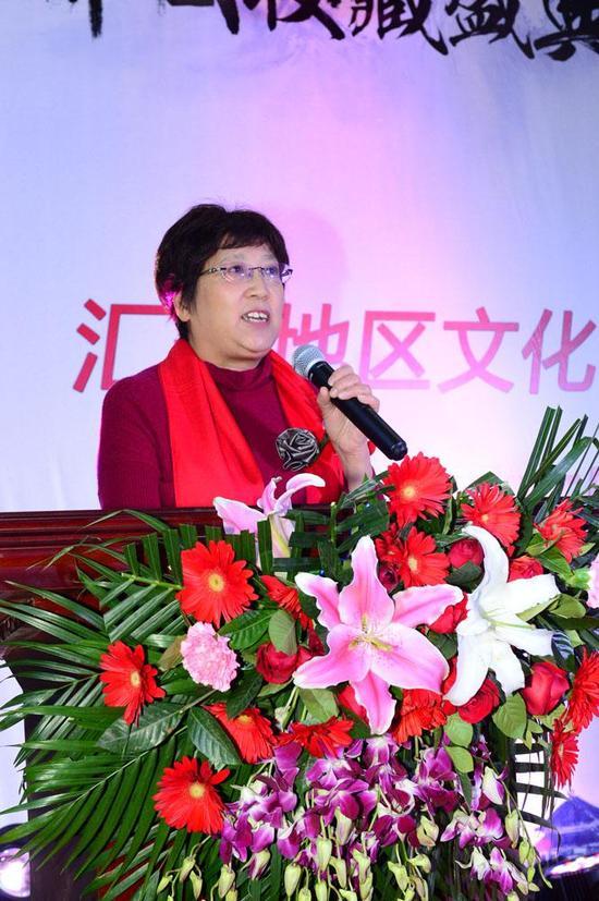 温誓红:全联民间文物艺术品商会秘书长