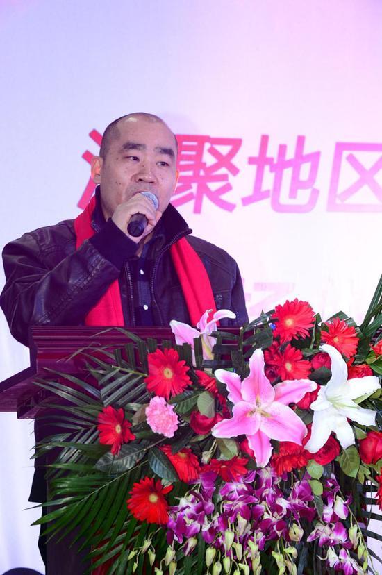 季英伦:《收藏》杂志副总编