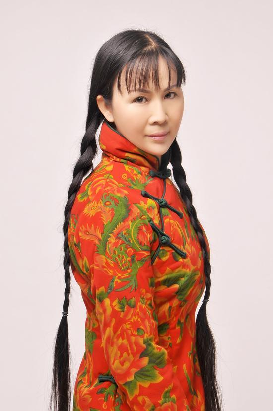艺术家沈春霞