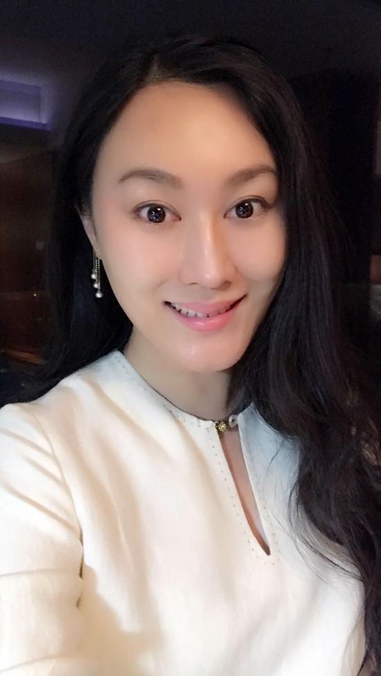 刘嫕本人照