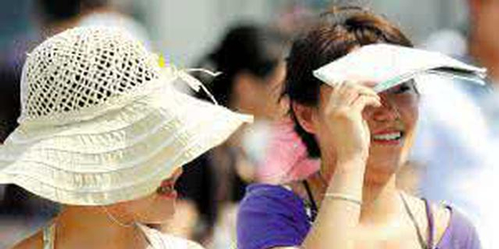 重庆发布高温红色预警 7月高温天数比同期多5