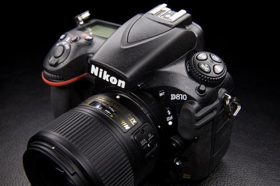2014年7月,D810才发布,半年一更不是尼康的做法