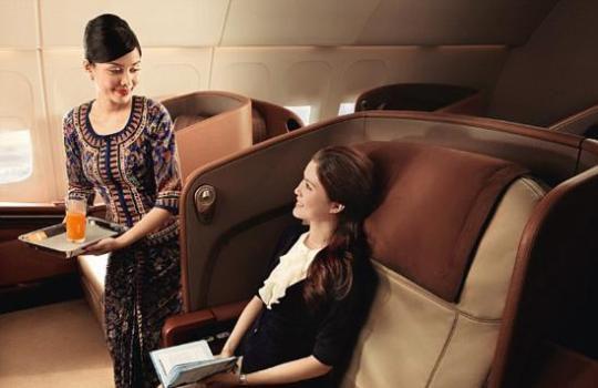 新加坡航空公司(Singapore Airlines)空姐制服