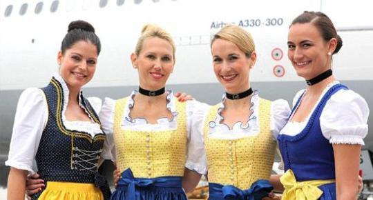 德国汉莎航空公司(Lufthansa) 空姐制服