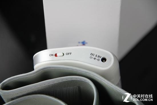 乐心电子血压计开关/充电接口