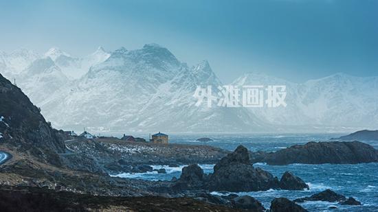 壮观的峡湾吸引着全球旅行者