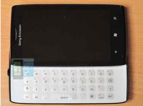 2013年3月现身荷兰eBay的索尼爱立信Julie(图片引自WP7NL)