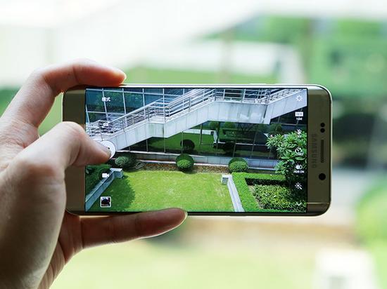 三星S6 edge+