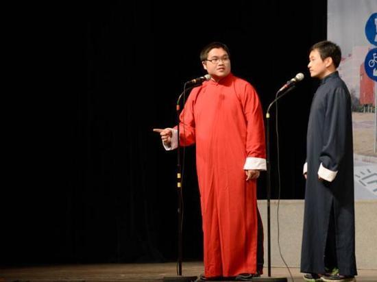 《学长》海报和剧照