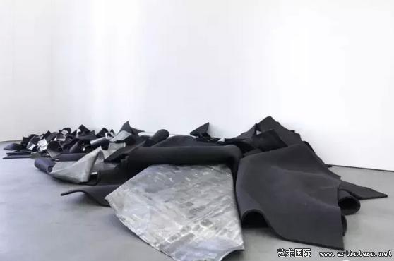 罗伯特·莫里斯作品