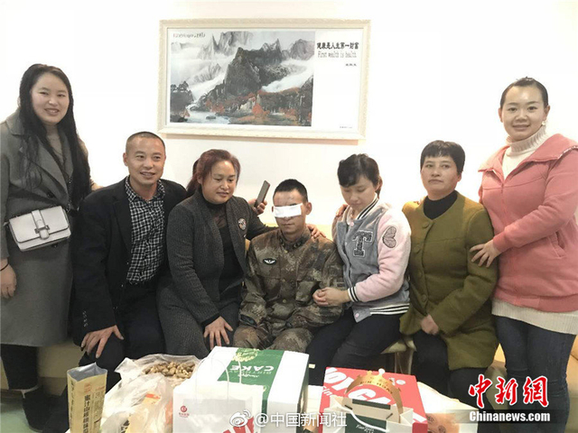 ����Ӣ�۶Ÿ�������Ը���������������׹��µĲ���Ա