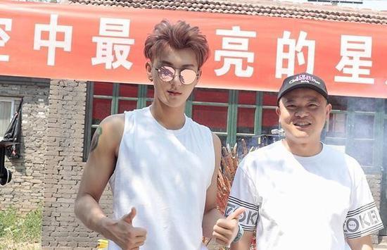 黄子韬与父亲