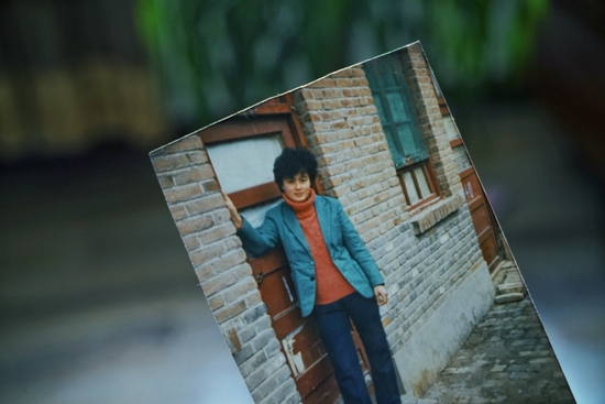 郭桂芳年轻时的留影。摄影:樊夫