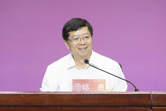 清华大学举行2023年教师节庆祝大会