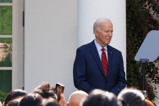 特朗普，药已不能停！不仅不能停，还……