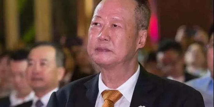 万科董事长儿子_董事长办公室图片(2)