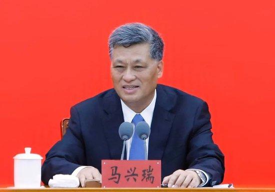 新疆维吾尔自治区党委主要负责同志职务调整