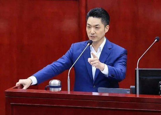 马英九又来大陆，岛内有人跟对了什么？
