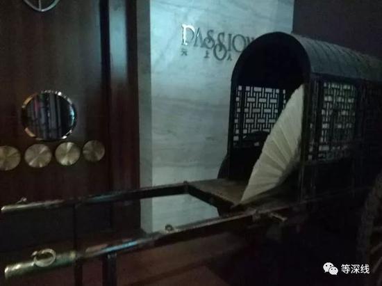 马车身 《等深线》记者 周远征 摄