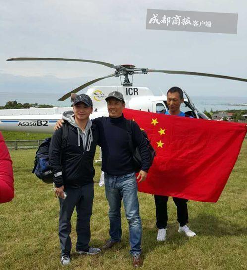 当日,中国租用两架直升机安全转移41名中国游客。