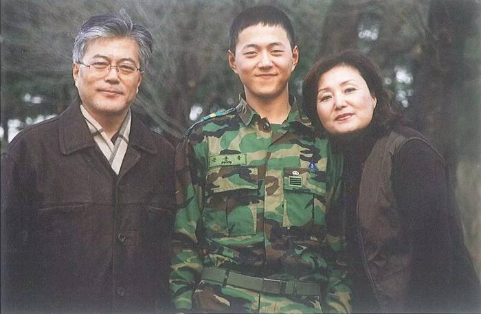 文在寅和妻儿