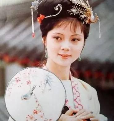 “宝钗”张莉