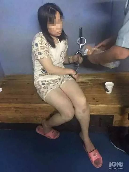 事发后莫焕晶被警方控制