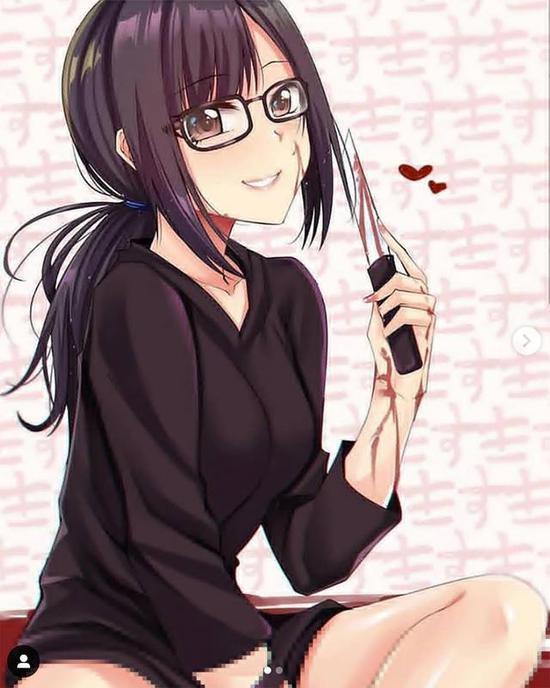 有人把高岡由佳满身是血的形象做成了漫画
