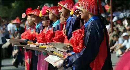 营销过猛, 状元都被玩坏了。