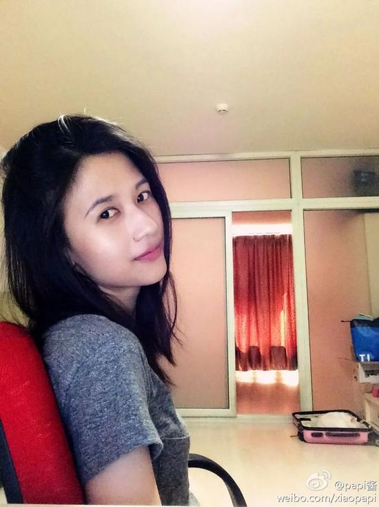 papi酱在她最初拍摄视频的出租屋里