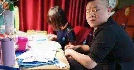微信文章测试：中国大妈拍照有多野？