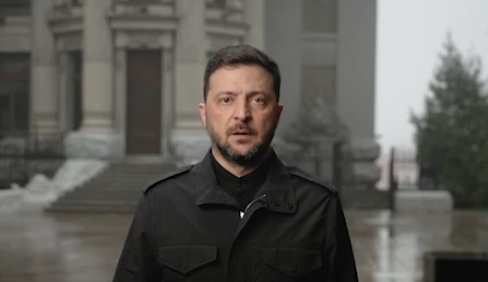 回应美起草俄乌和谈“28点”计划 泽连斯基：将提替代方案